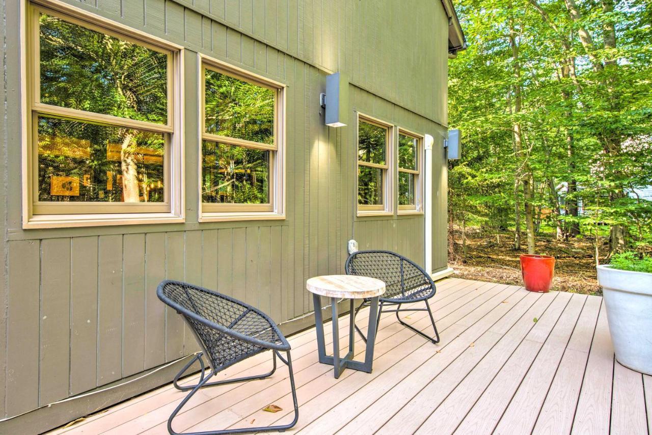 Pet-Friendly Pocono Pines Rental With Hot Tub! Exterior photo