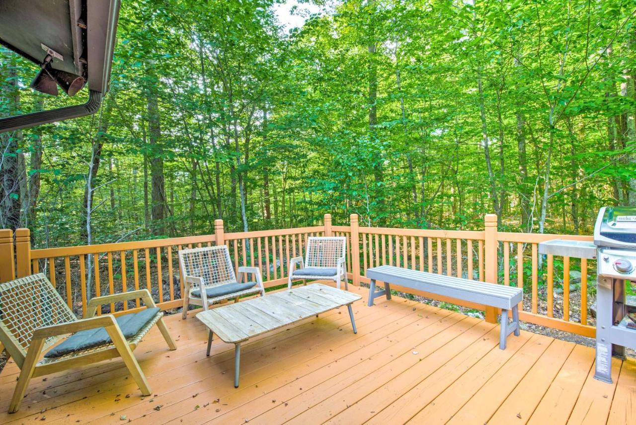 Pet-Friendly Pocono Pines Rental With Hot Tub! Exterior photo